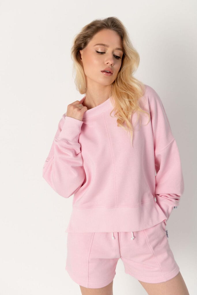 ROŽINIS LAISVALAIKIO KOSTIUMĖLIS VASARAI