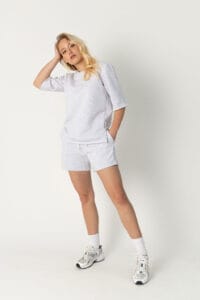 ŠORTAI SU MARŠKINĖLIAIS AIINA