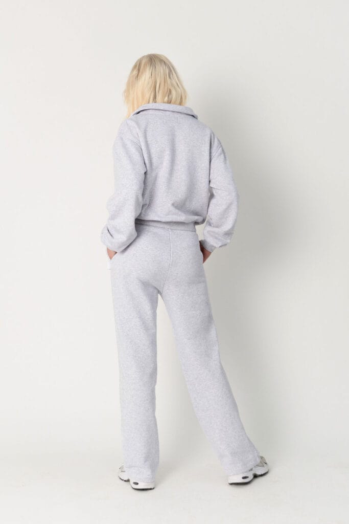 APRANGA MOTERIMS AIINA BRAND