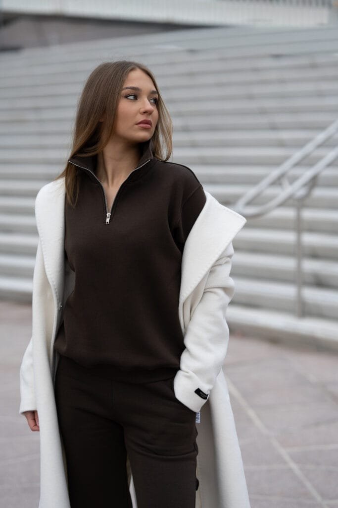 RŪDAS LAISVALAIKIO KOSTIUMEĖLIS AIINA