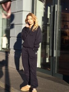 JOGGERS KELNĖS SU PŪKELIU